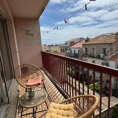 Lägenhet T2 Avec Terrasse Et Belle Vue Au Coeur De